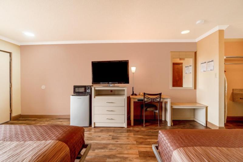 River Valley Motor Inn La Grange Bagian luar foto